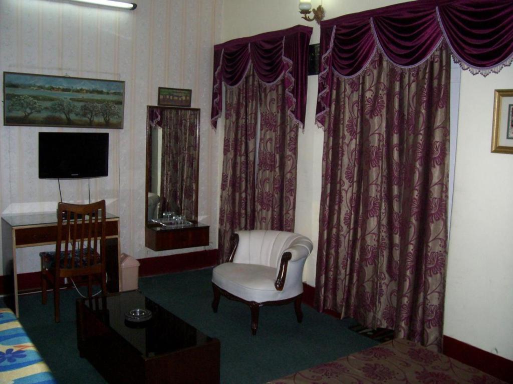 Blue Chip Hotel Kolkata Exterior photo